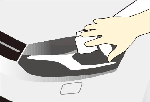 車燈拋光-使用大燈抗老亮新劑-示意圖