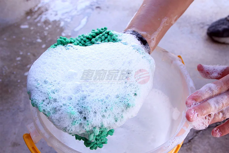 洗車水桶，手工起泡