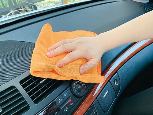 汽車美容內裝清潔-儀表板塑件清潔