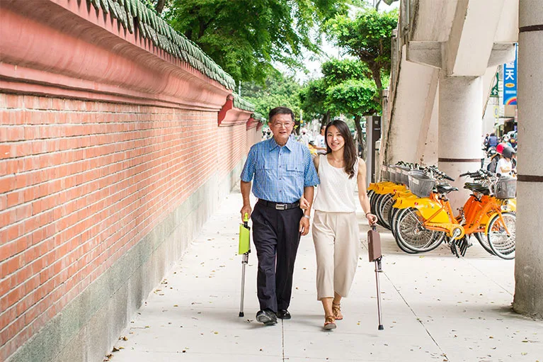 泰達椅的使用-行走輔助